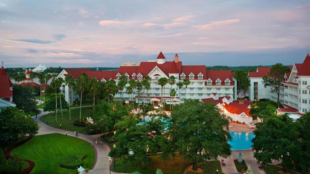 Disney's Grand Floridian And Resort