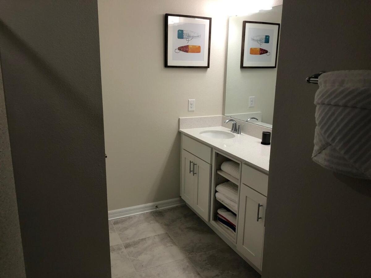 Apartment Aqua Vista Gated Style Community Storey Kissimmee