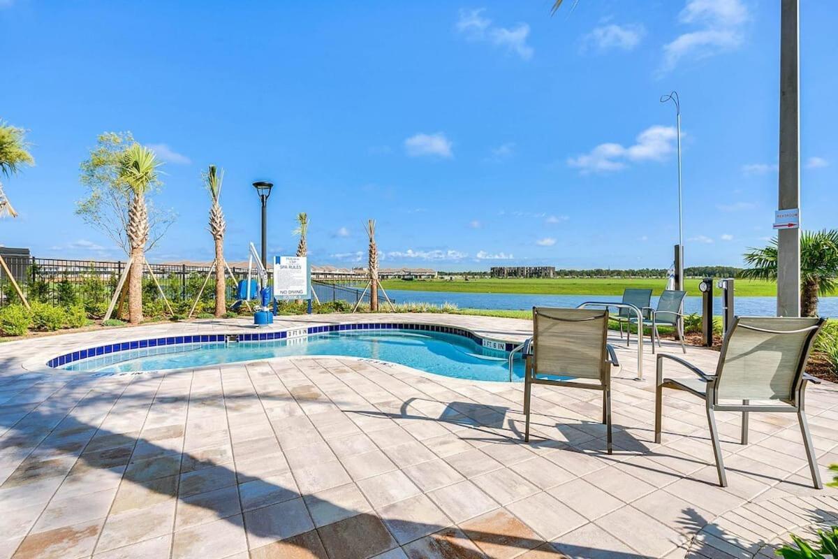 Aqua Vista Gated Style Community Storey Kissimmee