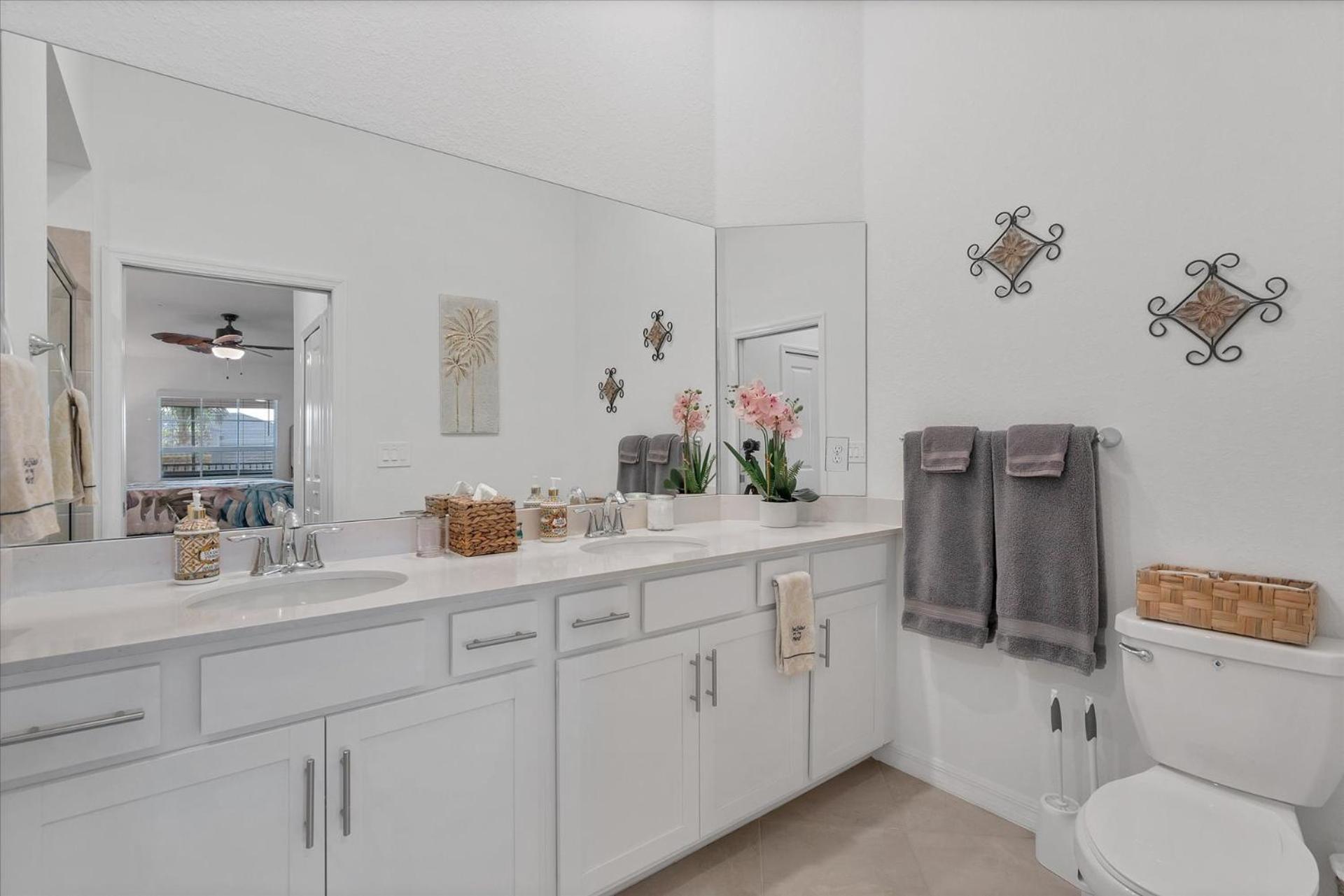 14261 Heritage Landing #1625 *