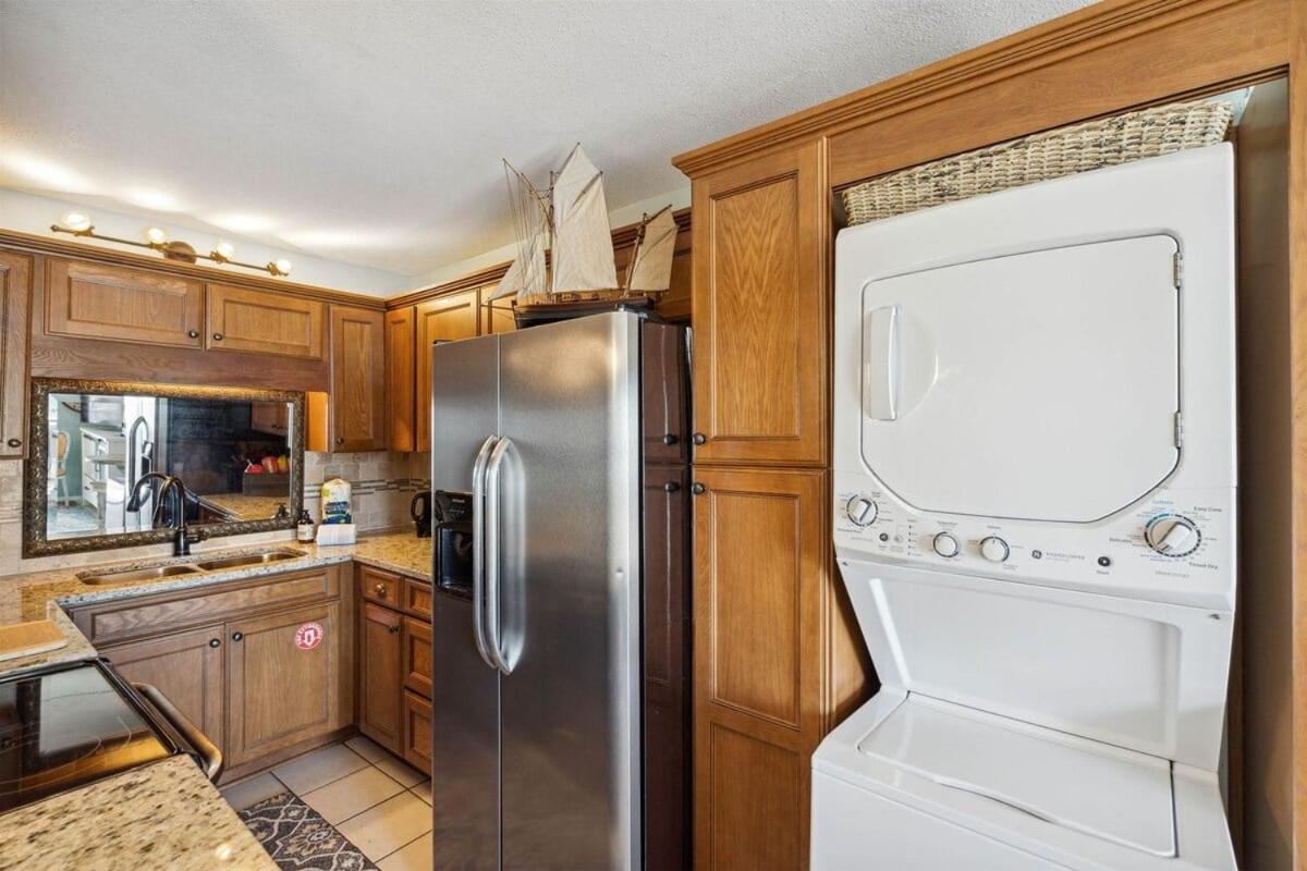 Apartment Summit 225 - Floor Beachfront - Sleeps 5