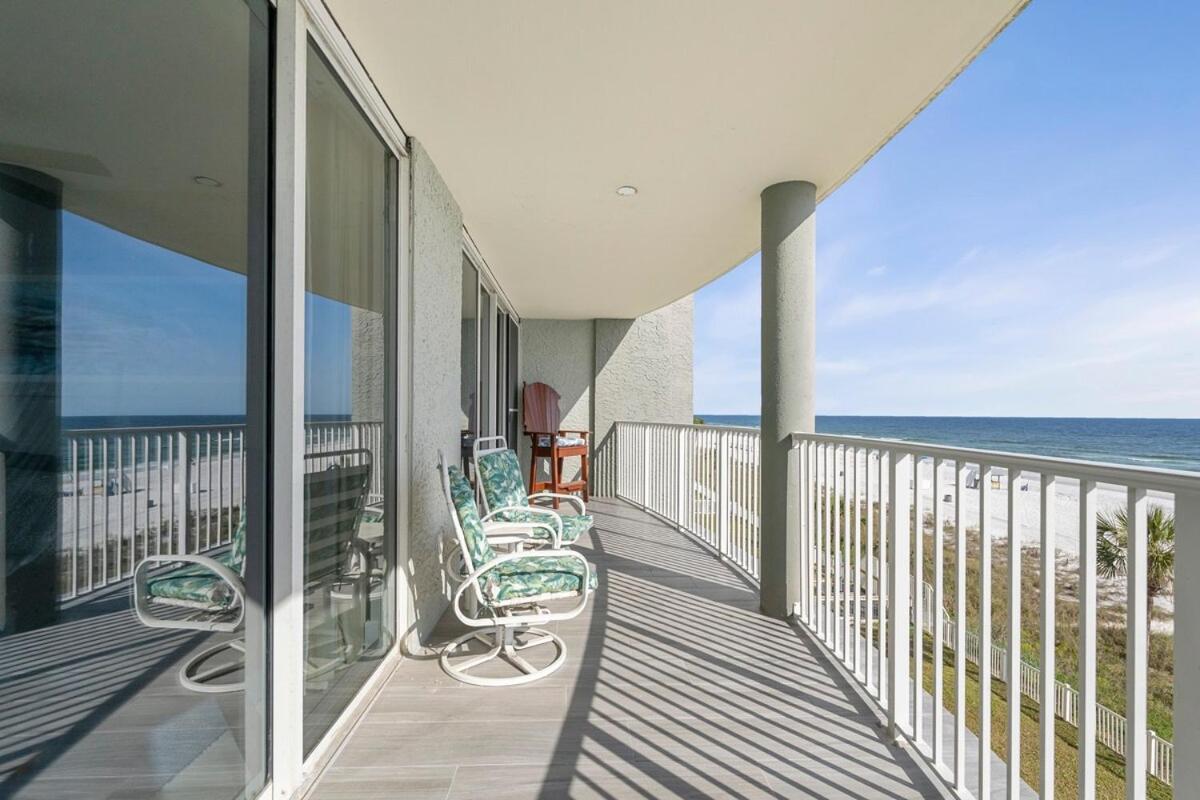 Apartment Long Tower 3 #305 Beachfront Renovation
