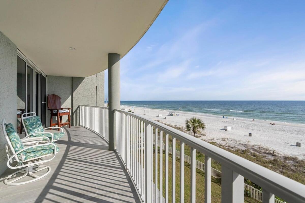 Apartment Long Tower 3 #305 Beachfront Renovation