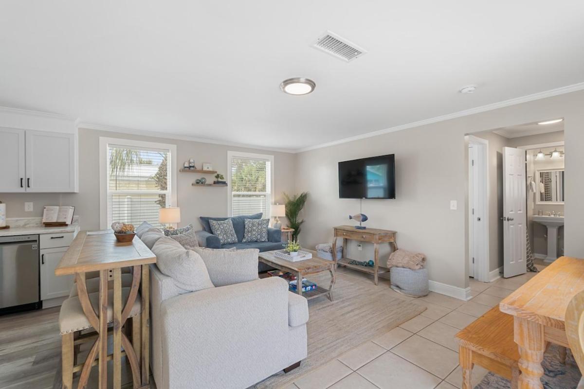 13900 Millcole Ave - Beachy - Sleeps 10 Panama City Beach