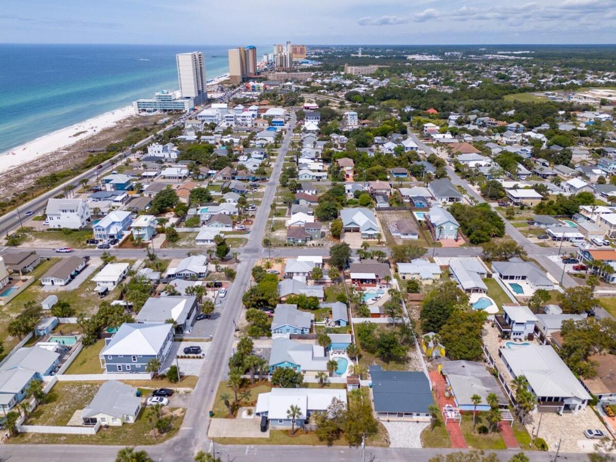 13900 Millcole Ave - Beachy - Sleeps 10