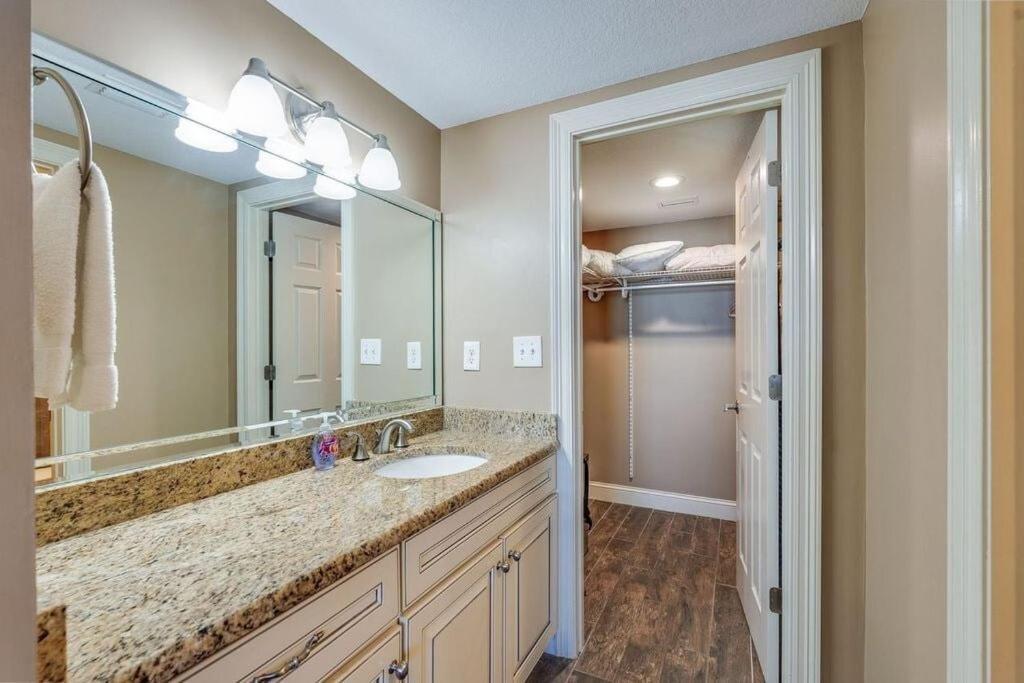 Edgewater Tower 1 #609 - Lagoon Tower - 2 Bedroom 2 Ba Panama City Beach