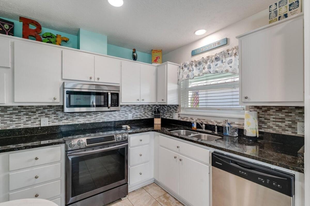 7131 Sunset Ave - By The Sea With Pool * Panama City Beach