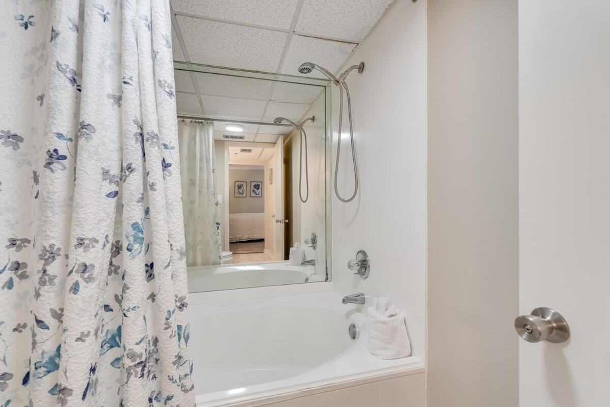 Edgewater T3 #802 - 2 Bedroom 2 Ba Amazing Views Apartment