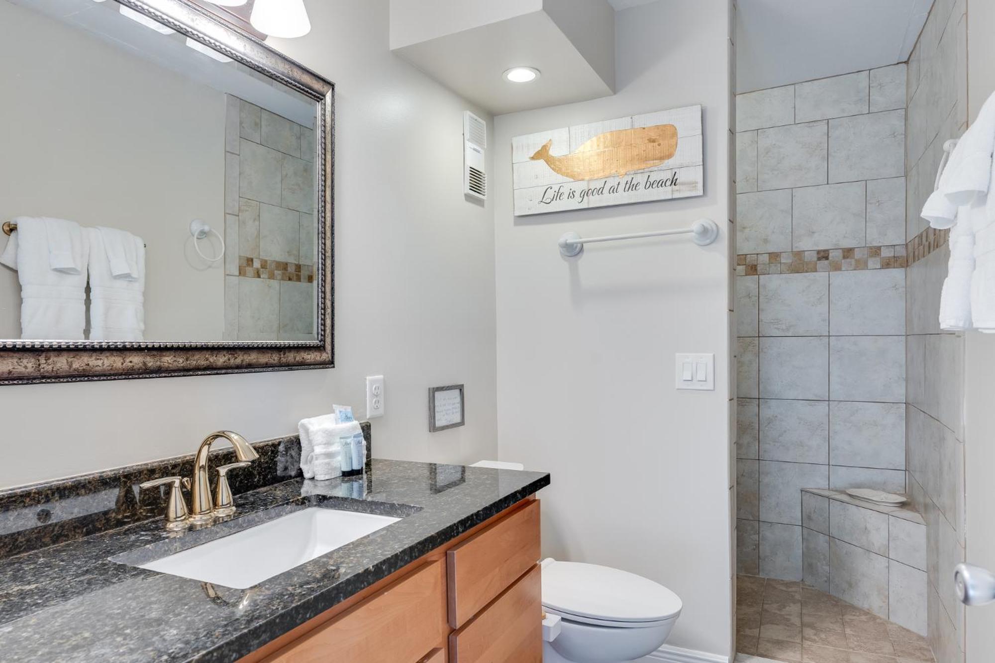 Apartment Sand-crest Overlook - Moondrifter 201 - Local Activity Tickets Included! Panama City Beach