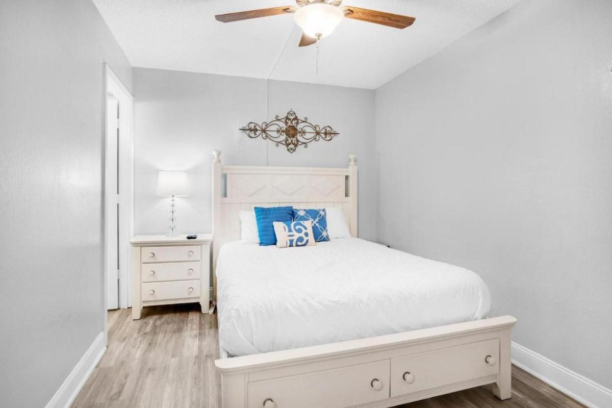 Apartment Emerald Sands Overlook - Moondrifter 605- Sleeps 6 *