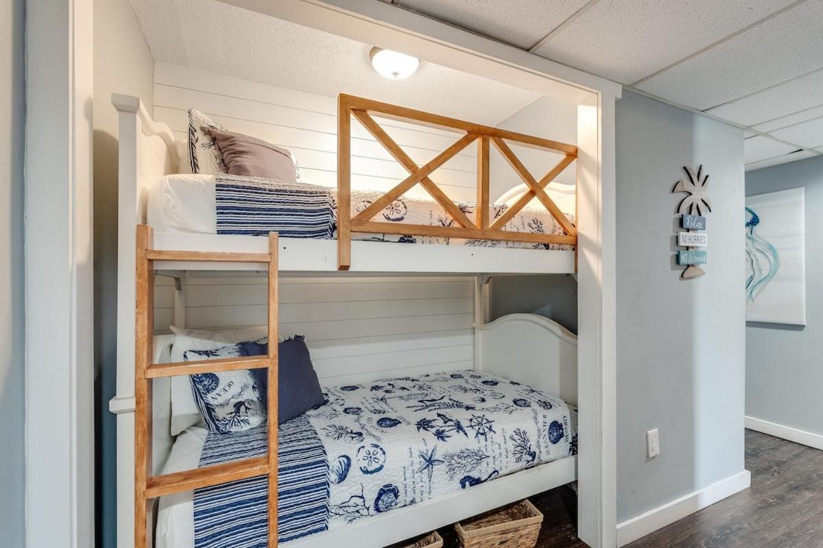 Moondrifter 804 - Sleeps 6 - 2 Bedroom 2 Ba With Bunks Panama City Beach