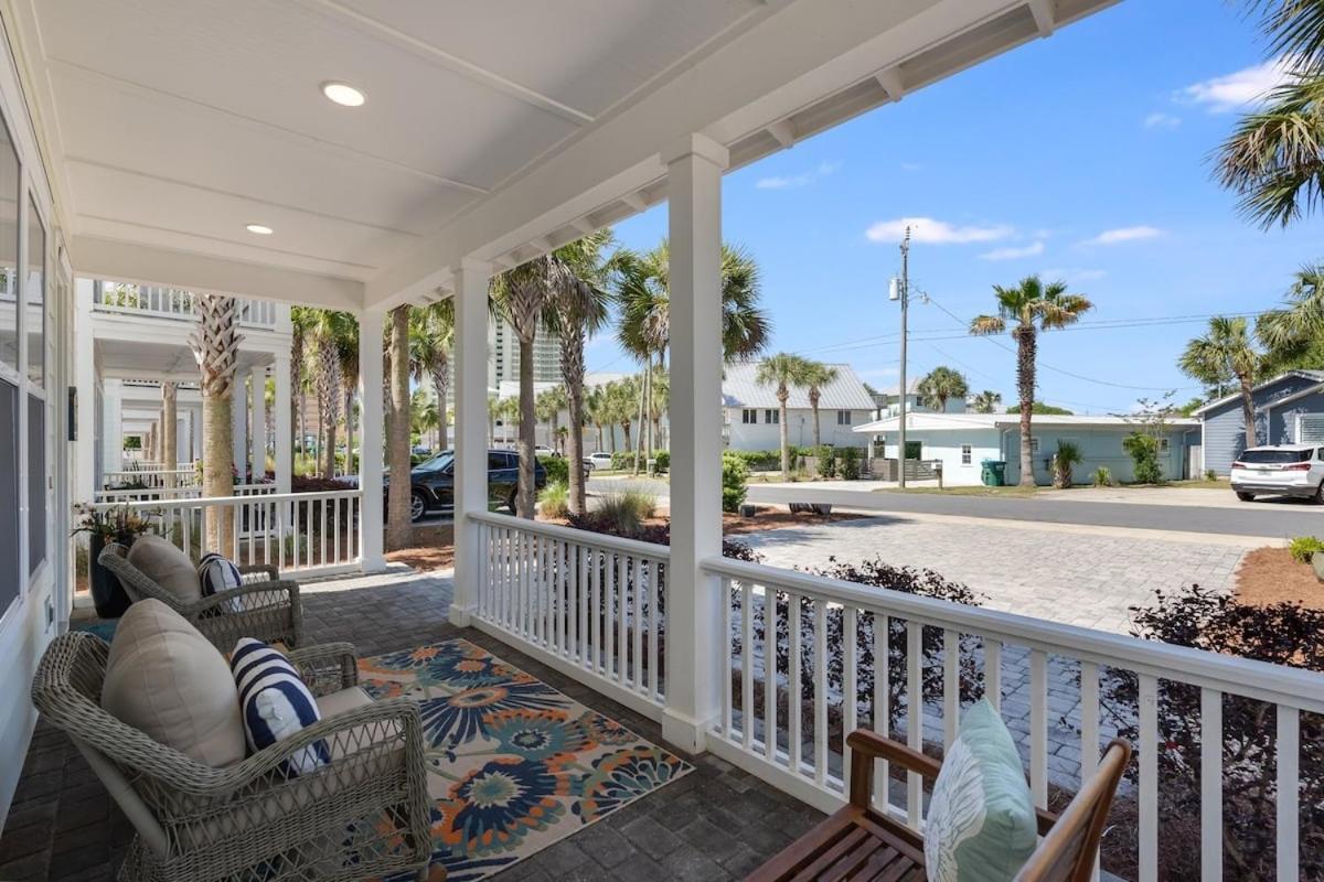 221 Sands Street - 4 Bedroom With Private Pool