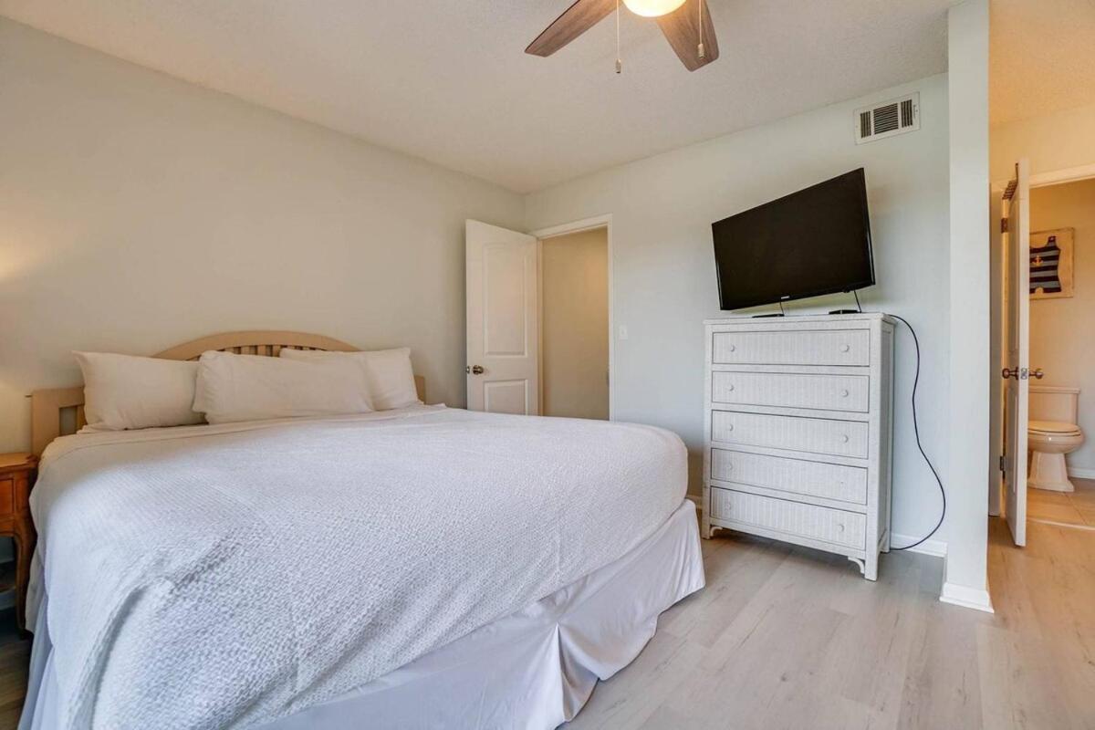 Softsands Hideaway - Portside - Sleeps 6