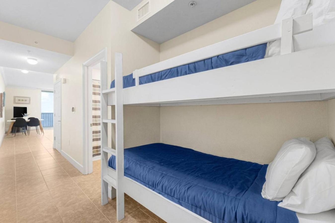 Tidewater Unit 2003 Holiday home *