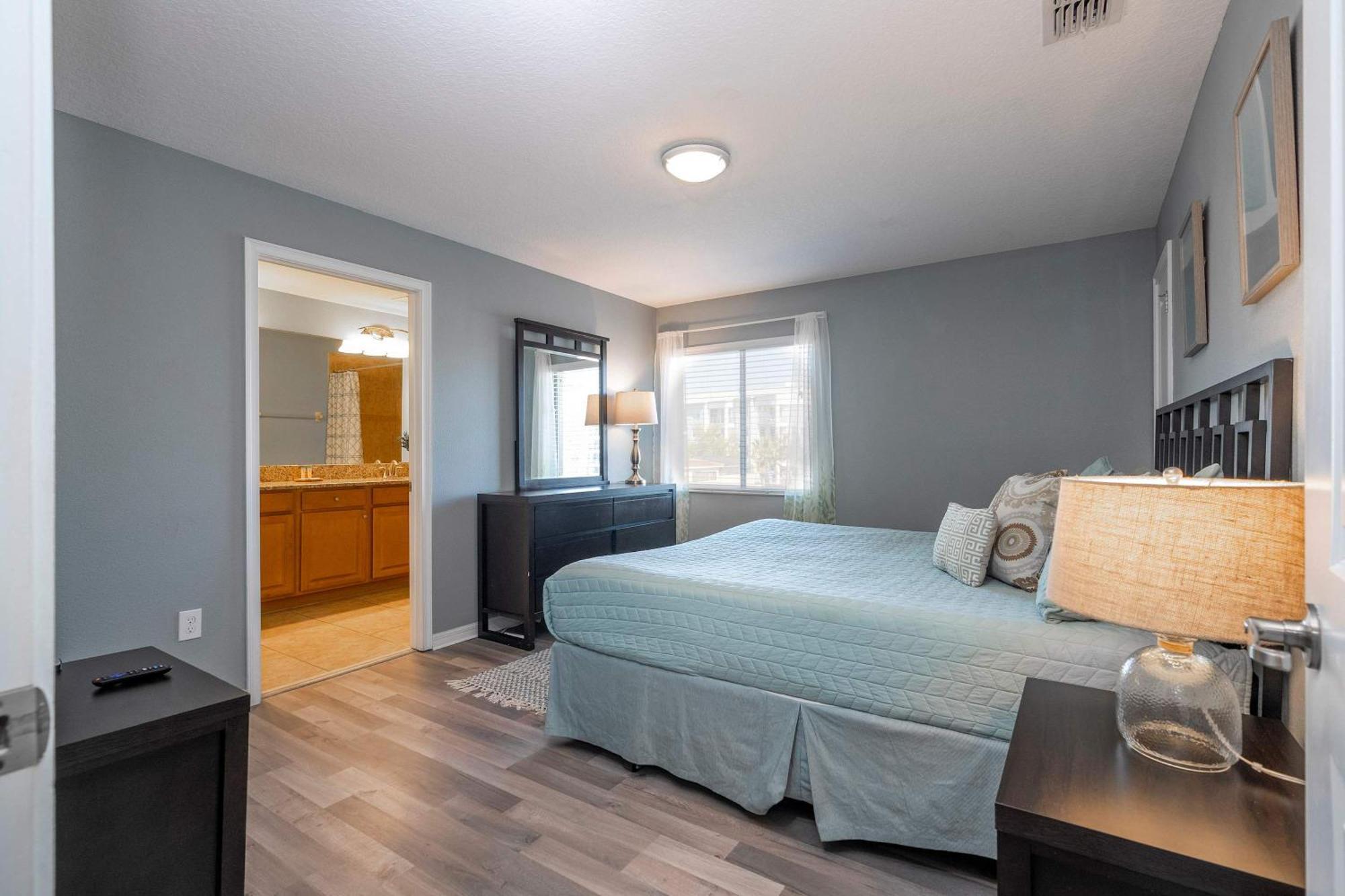 Stunning 5bd Close To At Storey 3199 * Kissimmee