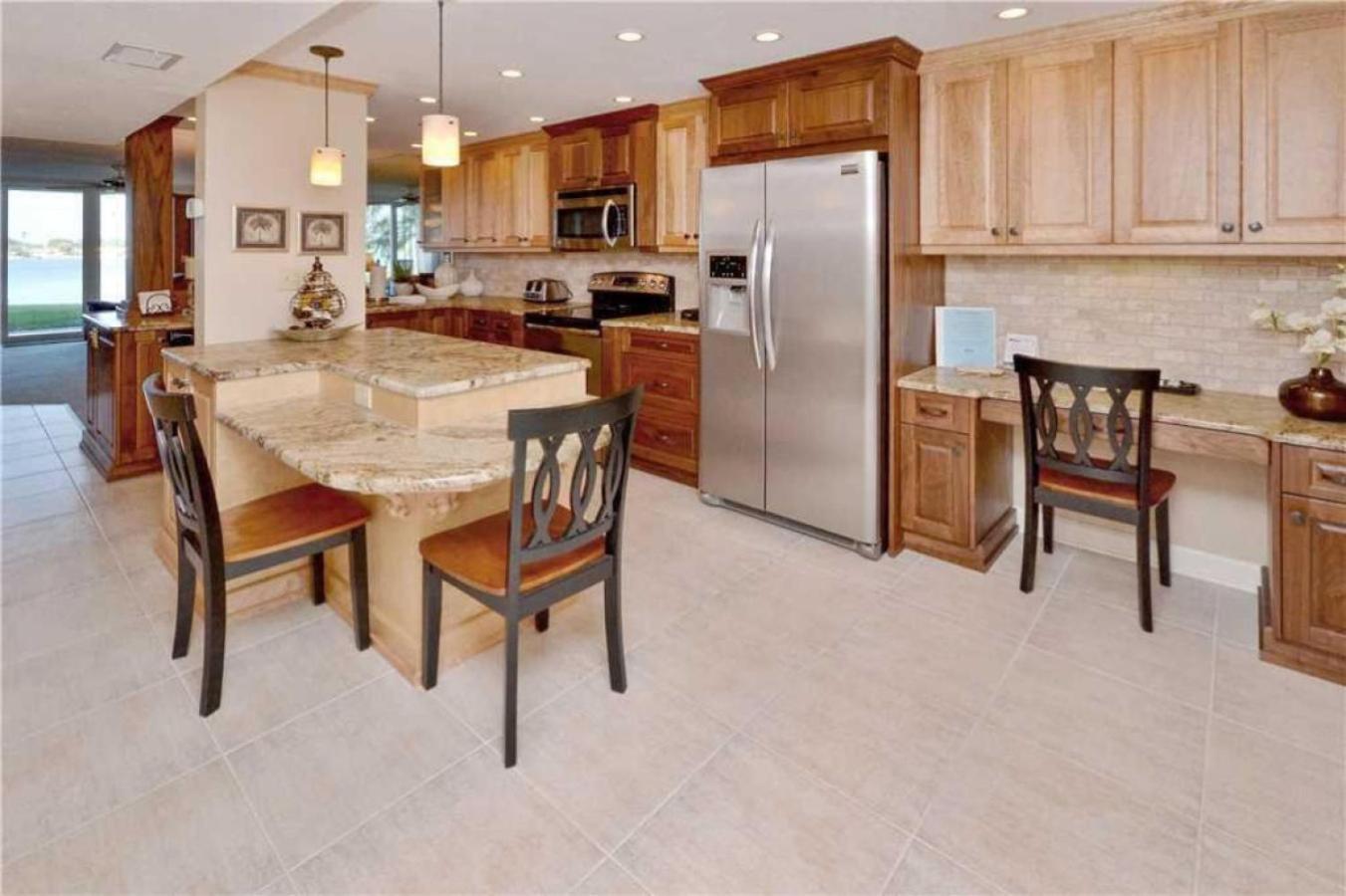 Bahia Vista Ground Floor 2 Bedroom 131
