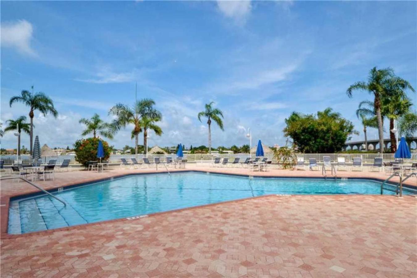 Bahia Vista Ground Floor 2 Bedroom 131 Holiday home Tierra Verde