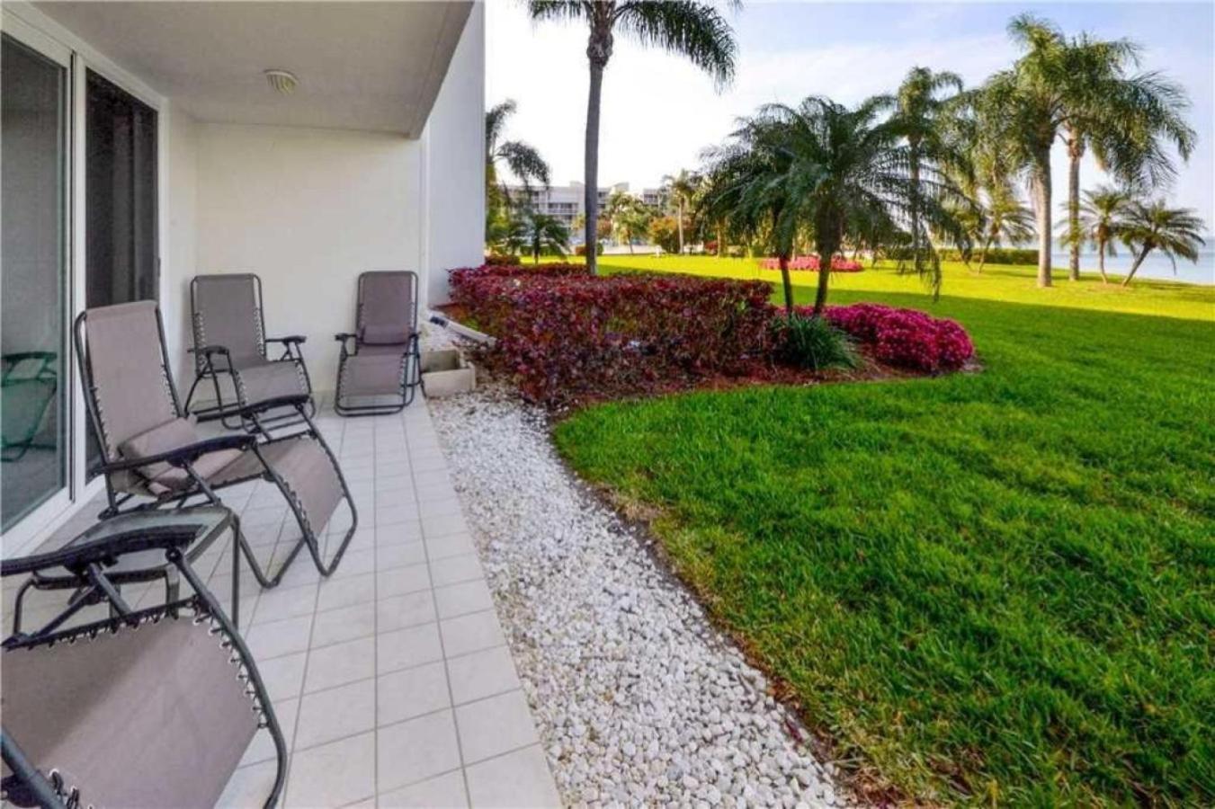 Bahia Vista Ground Floor 2 Bedroom 131 Holiday home