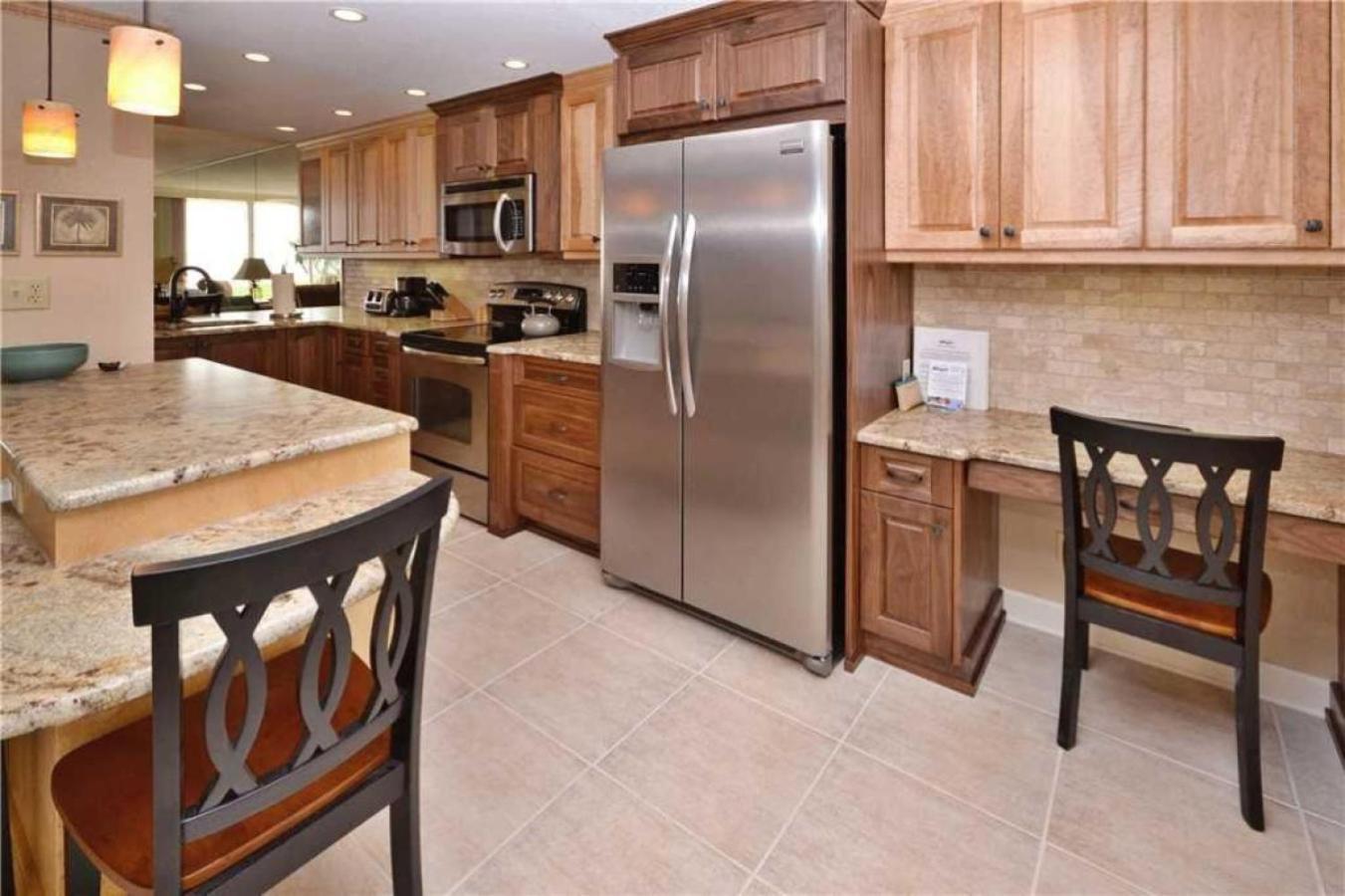 Bahia Vista Ground Floor 2 Bedroom 131 * Tierra Verde
