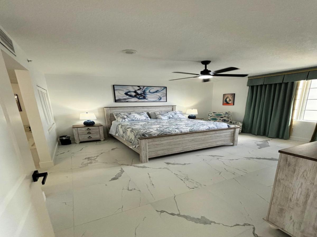 Wyndham Ocean Walk: Deluxe Oceanview Jacuzzi In Daytona Apartment *