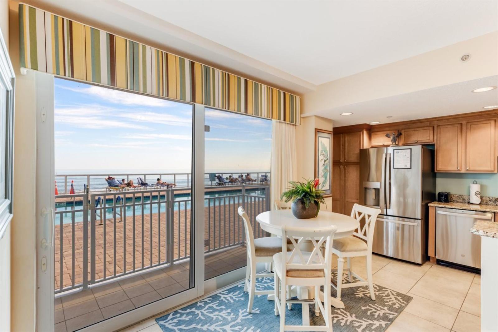 Unit 103 Opus - 3 Bedroom Ocean Front Apartment Daytona Beach Shores
