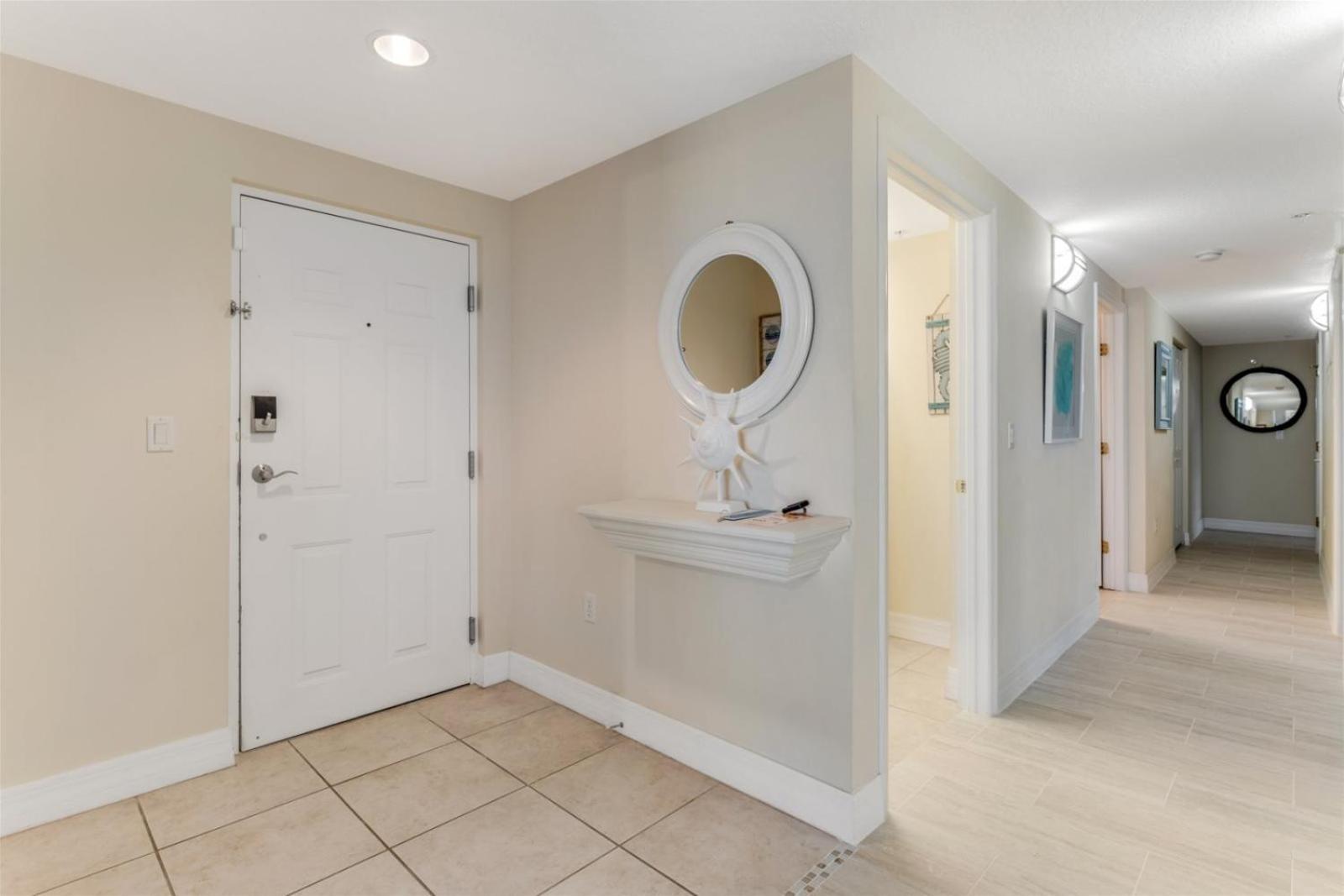Unit 103 Opus - 3 Bedroom Ocean Front Apartment