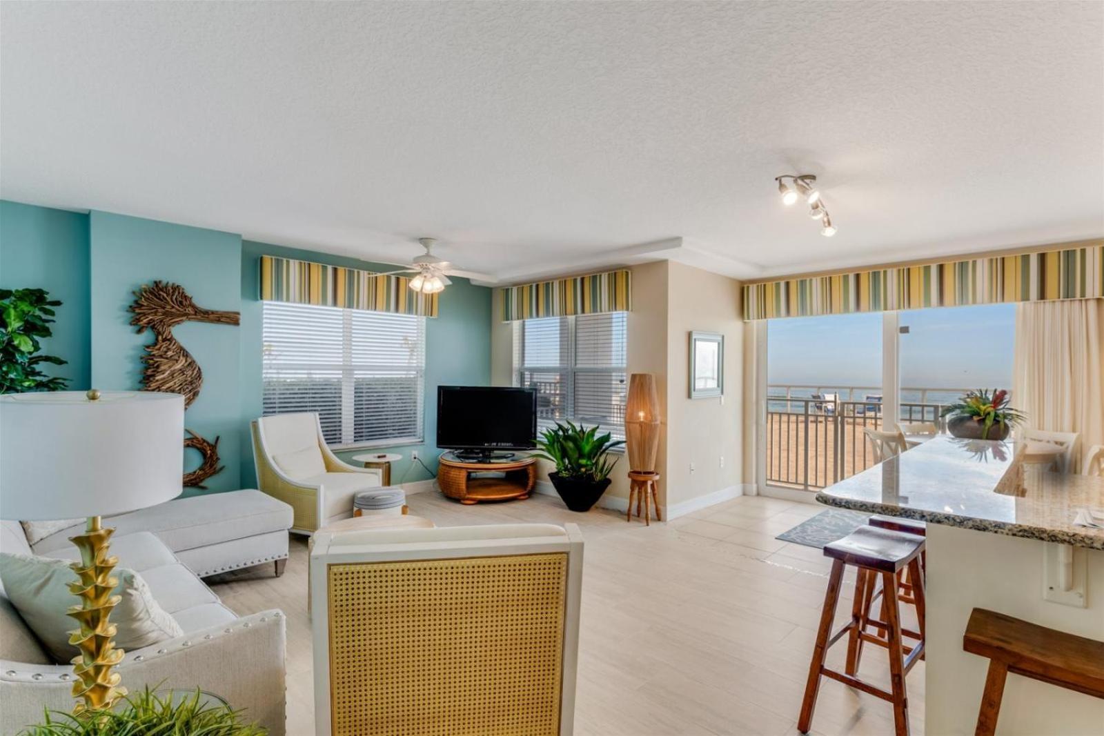 Apartment Unit 103 Opus - 3 Bedroom Ocean Front Daytona Beach Shores