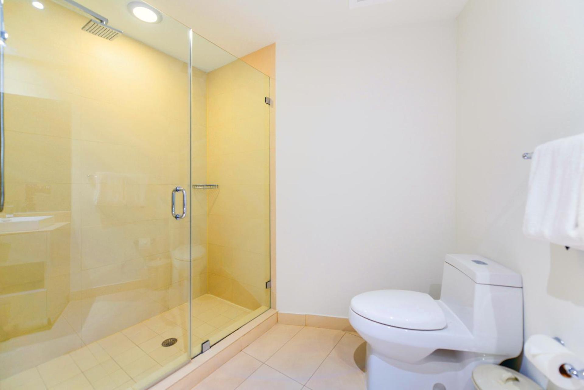 Stunning 2/2 At Hyde Beachresort Front Apartment *
