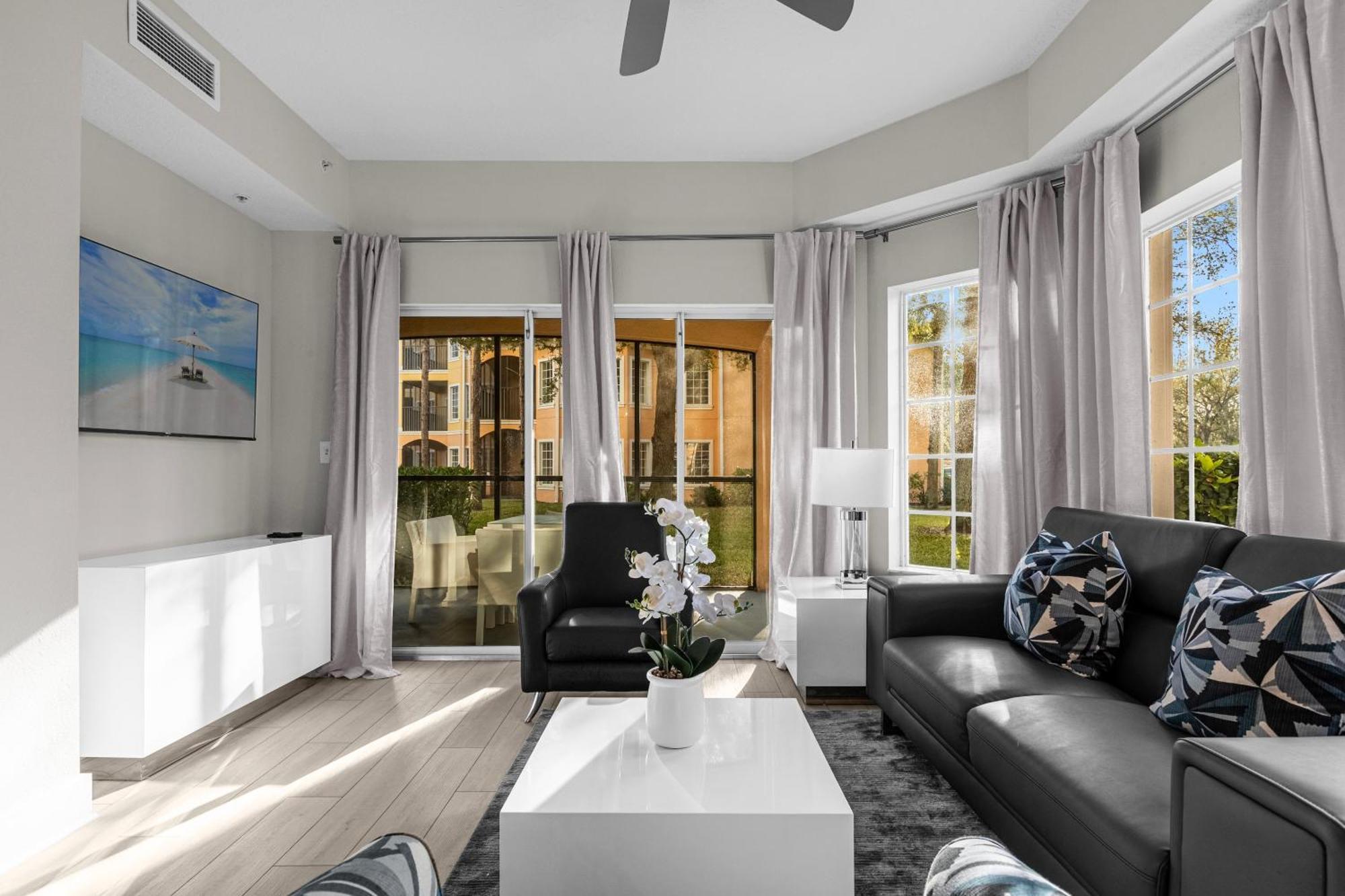 3 Bedroom Family Friendly At Worldquest Near 2729 Holiday home