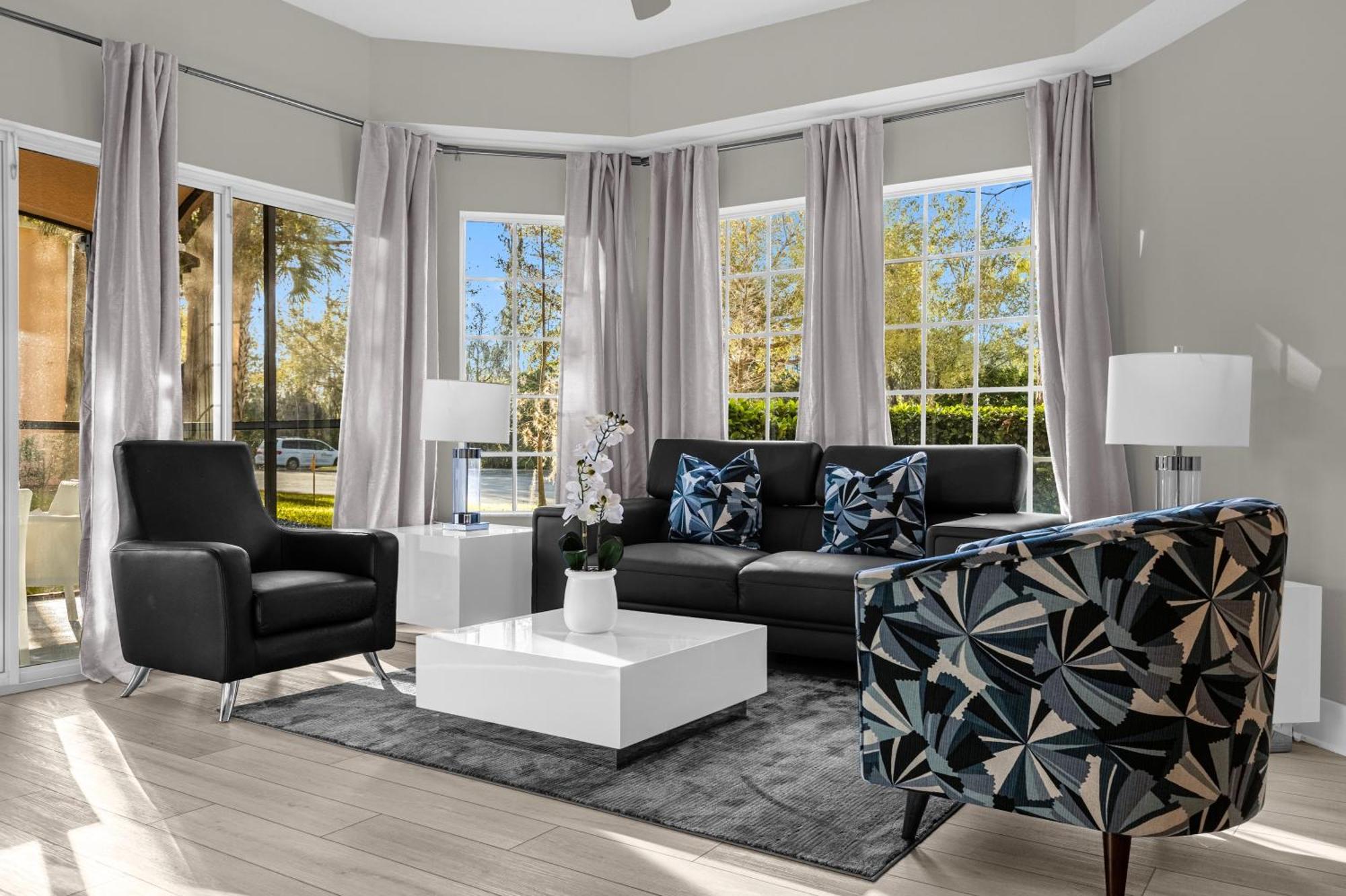 3 Bedroom Family Friendly At Worldquest Near 2729