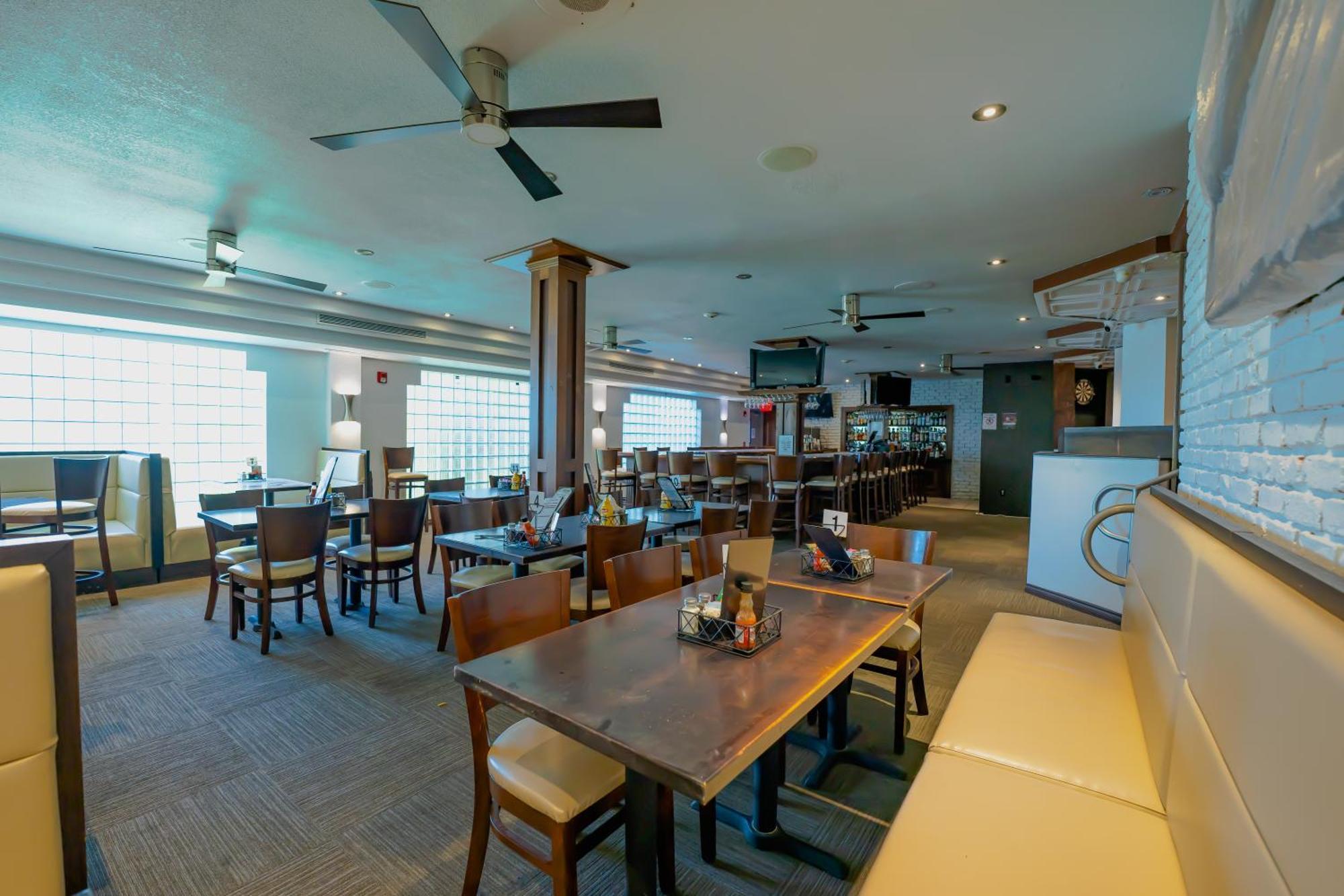 Boca Plaza Hotel