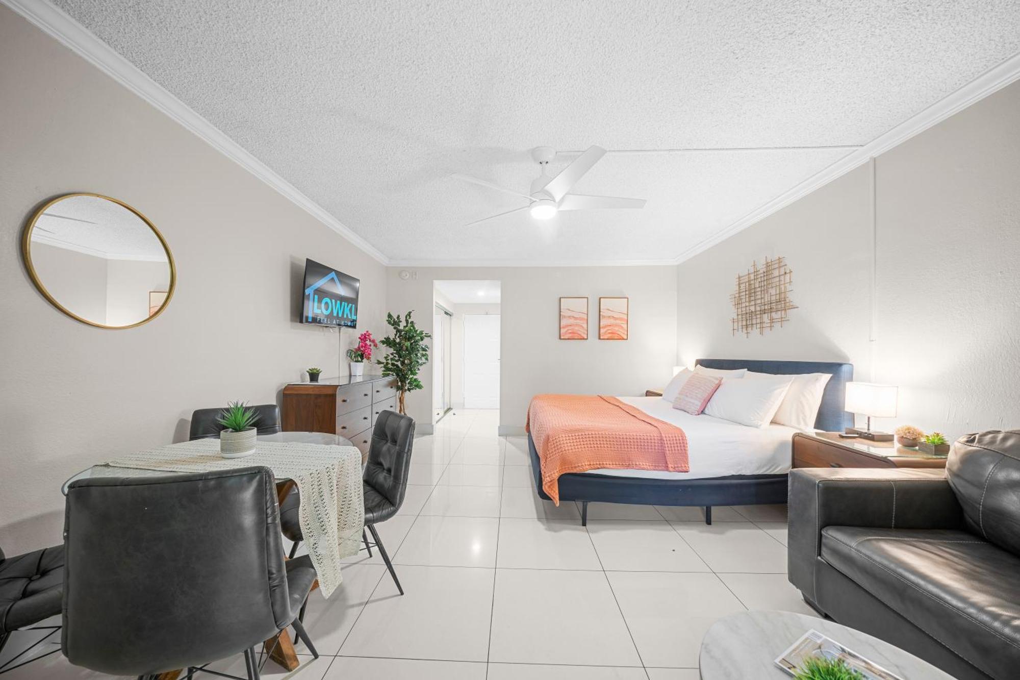 Boca Plaza Hotel 3*
