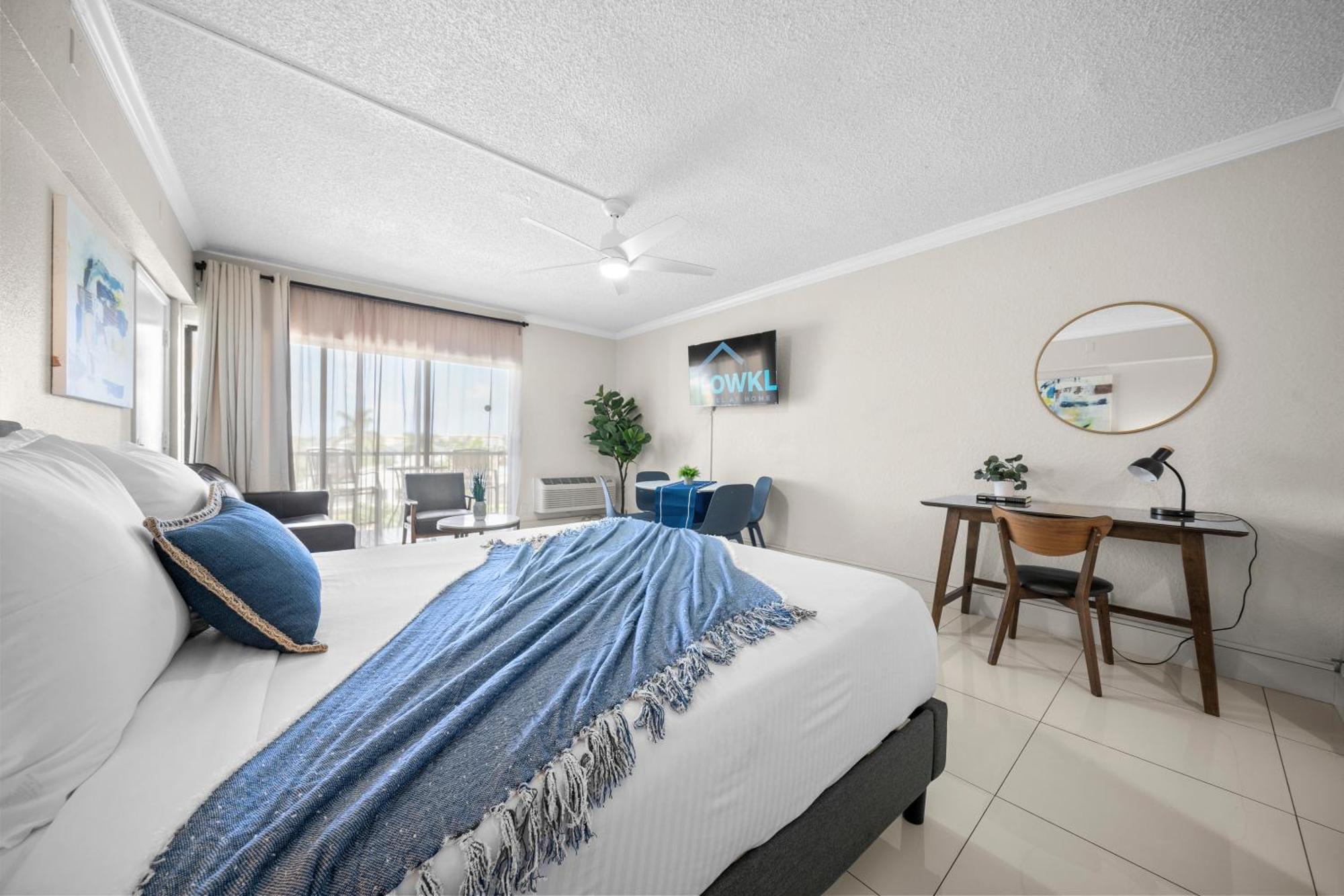 Boca Plaza Hotel 3*