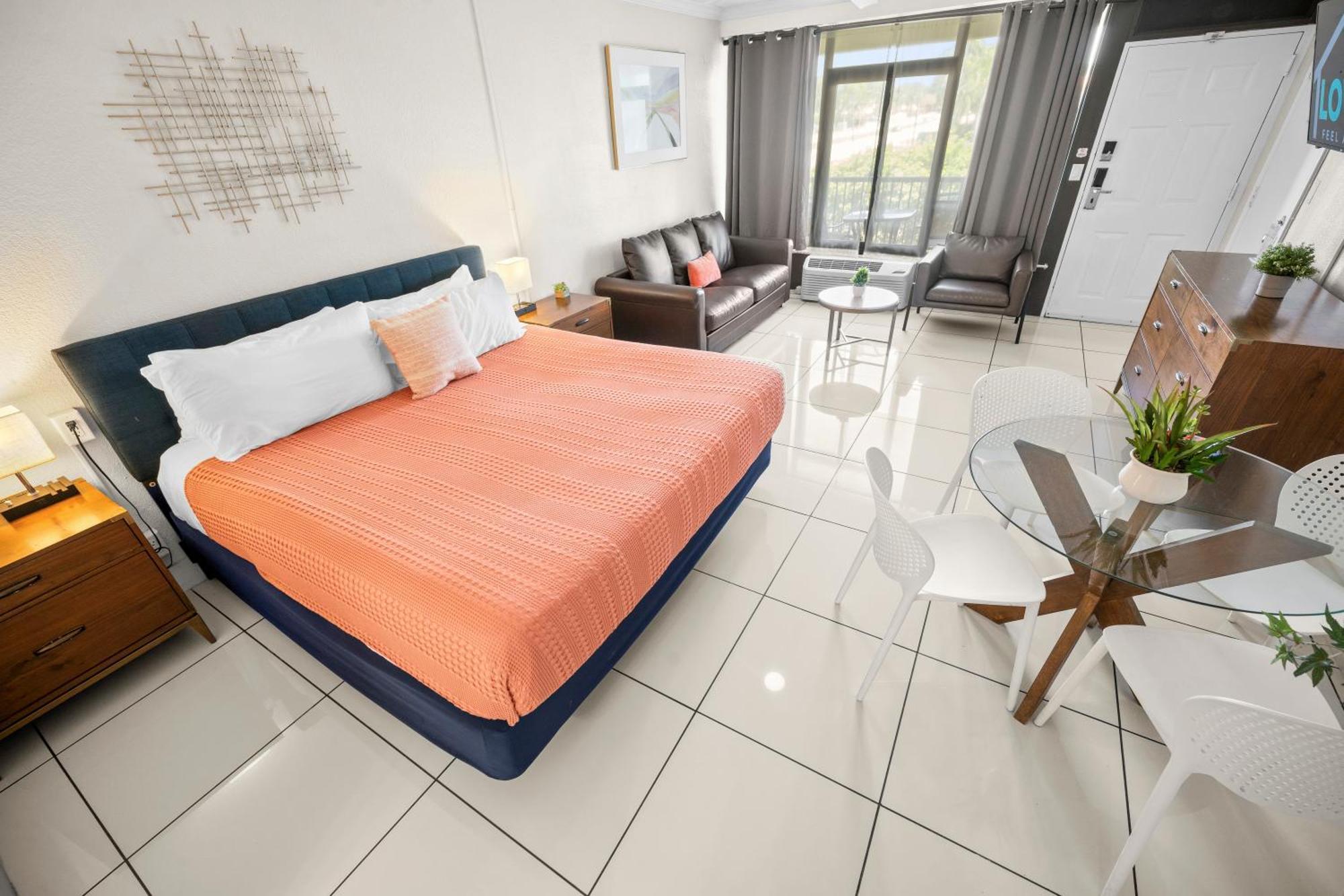Hotel Boca Plaza