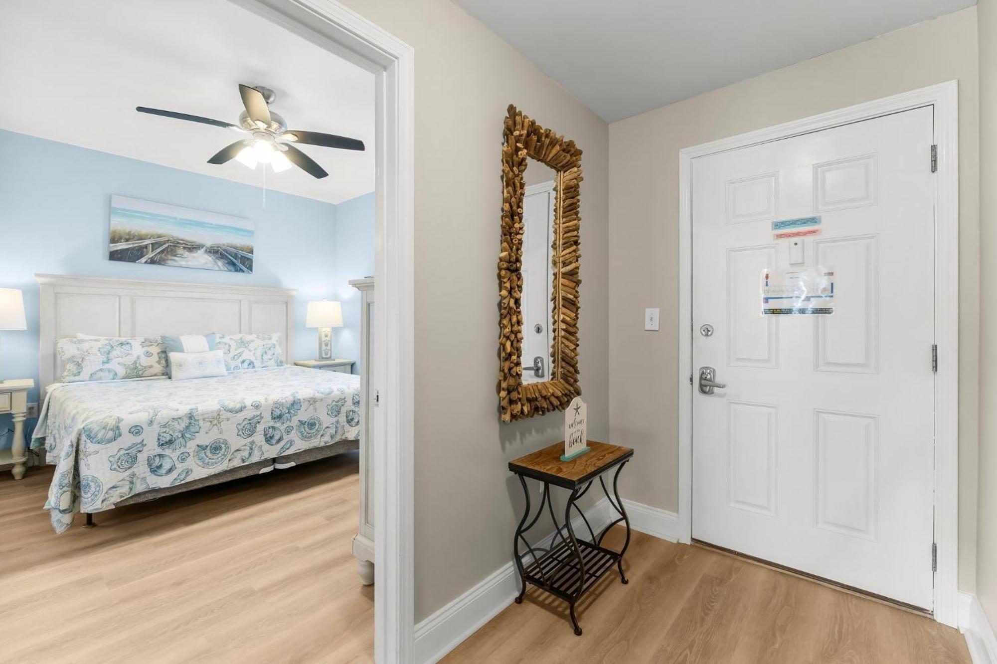 Holiday home Our Little Sea'cret At Laketown Wharf #713 By Nautical Panama City Beach