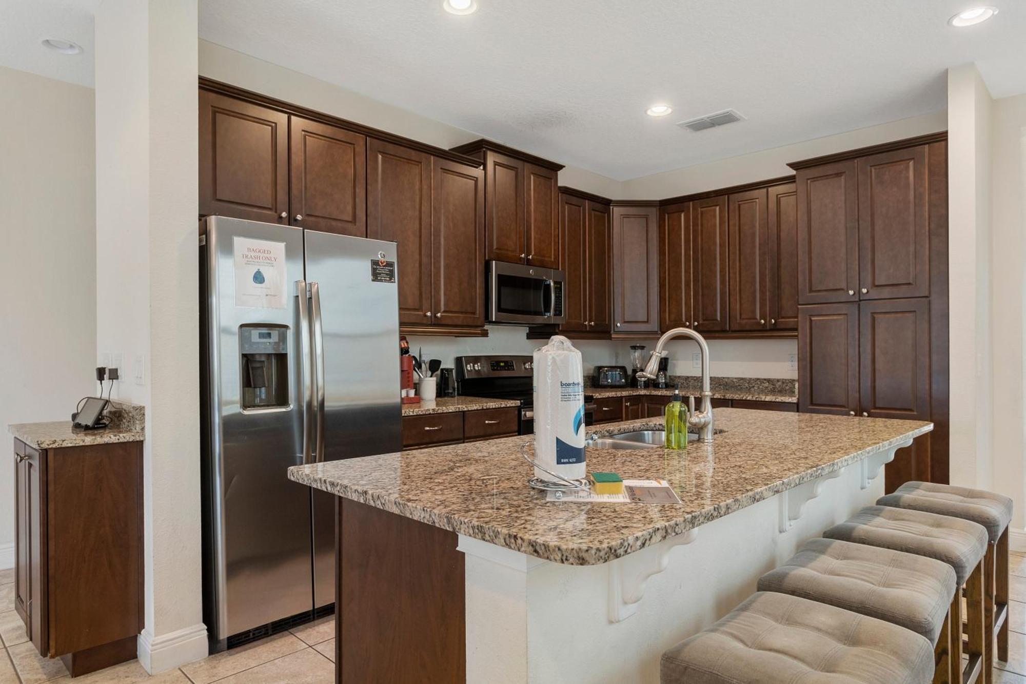 331-8-pc-perfectly Furnished With Games And Movie Orlando