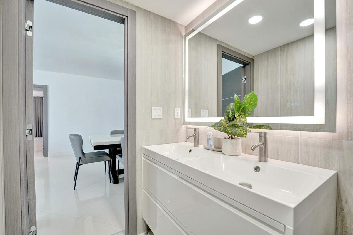 Luxury Oceanfront 3 Bedroom On The 16 Floor