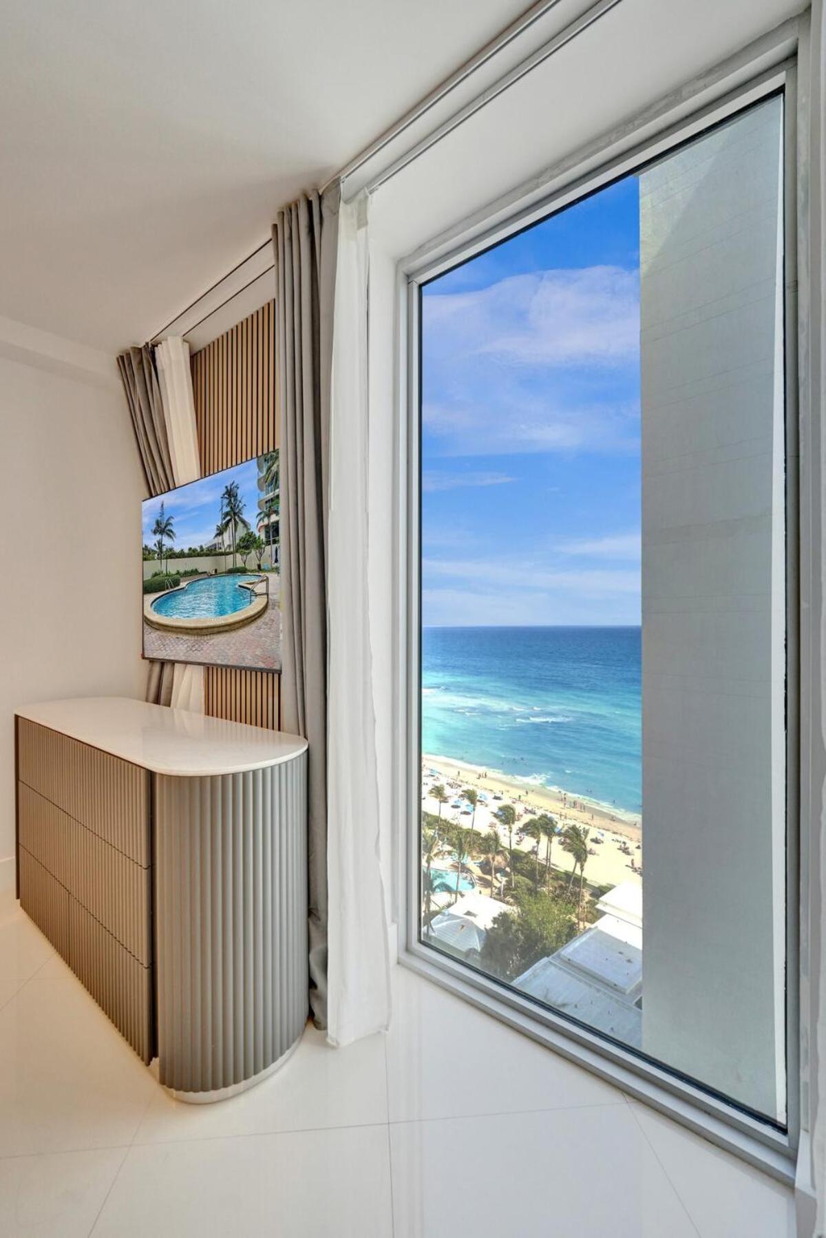 Luxury Oceanfront 3 Bedroom On The 16 Floor