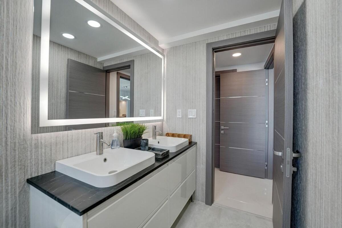 Apartment Luxury Oceanfront 3 Bedroom On The 16 Floor *