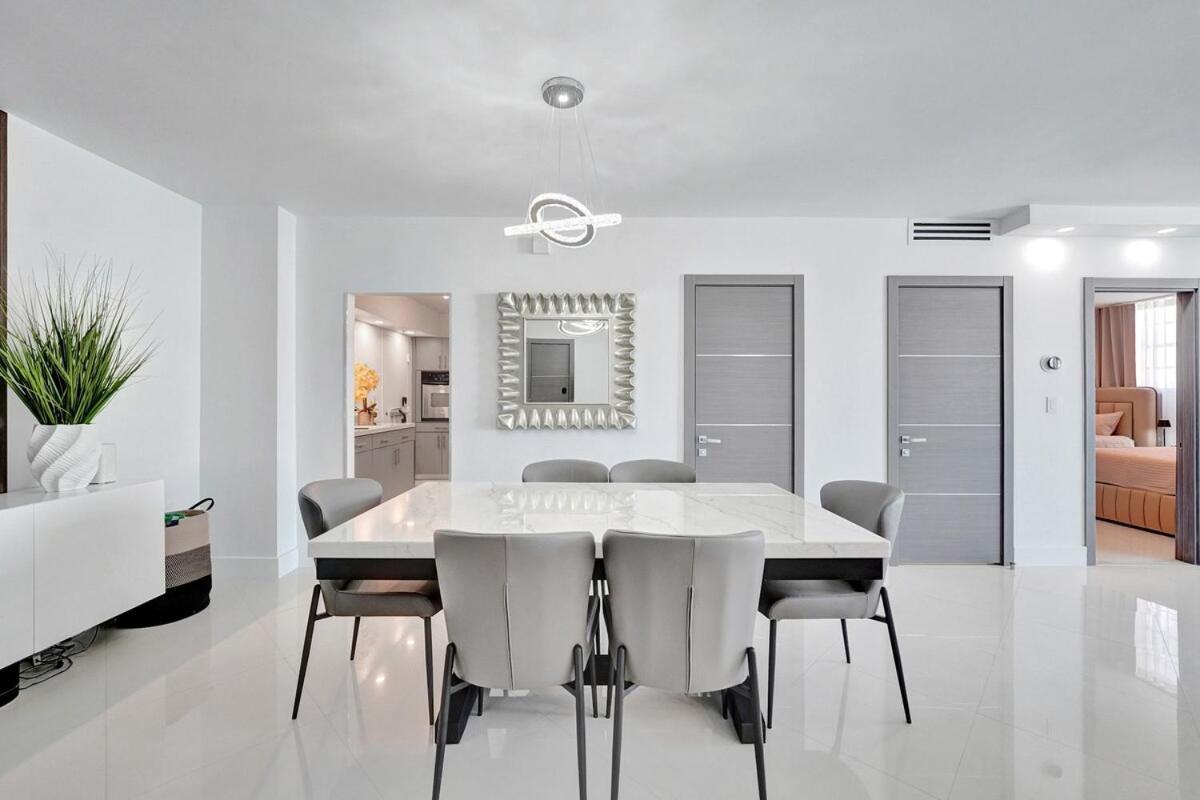 Apartment Luxury Oceanfront 3 Bedroom On The 16 Floor
