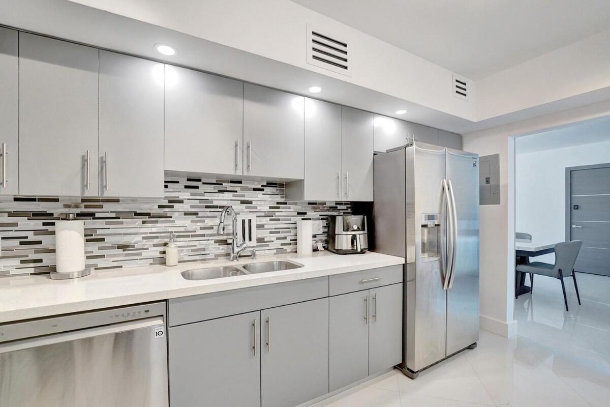 Luxury Oceanfront 3 Bedroom On The 16 Floor Hollywood