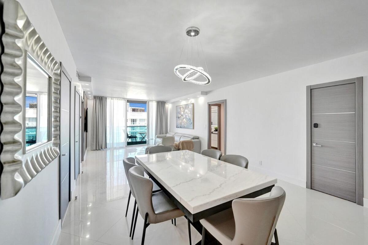 Luxury Oceanfront 3 Bedroom On The 16 Floor *