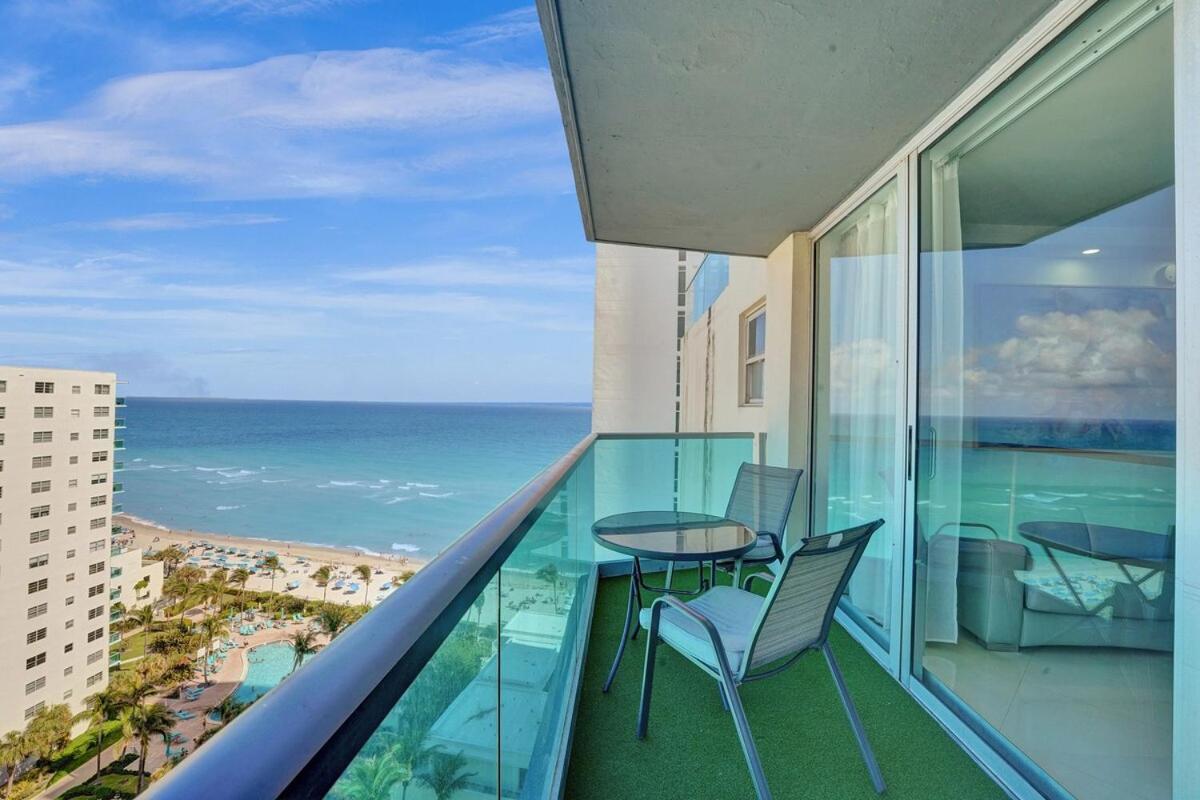 Luxury Oceanfront 3 Bedroom On The 16 Floor * Hollywood