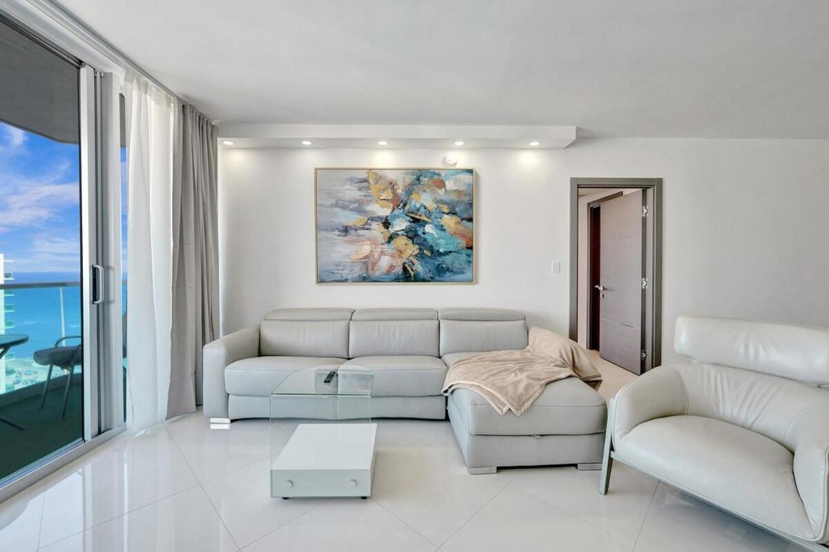 Luxury Oceanfront 3 Bedroom On The 16 Floor