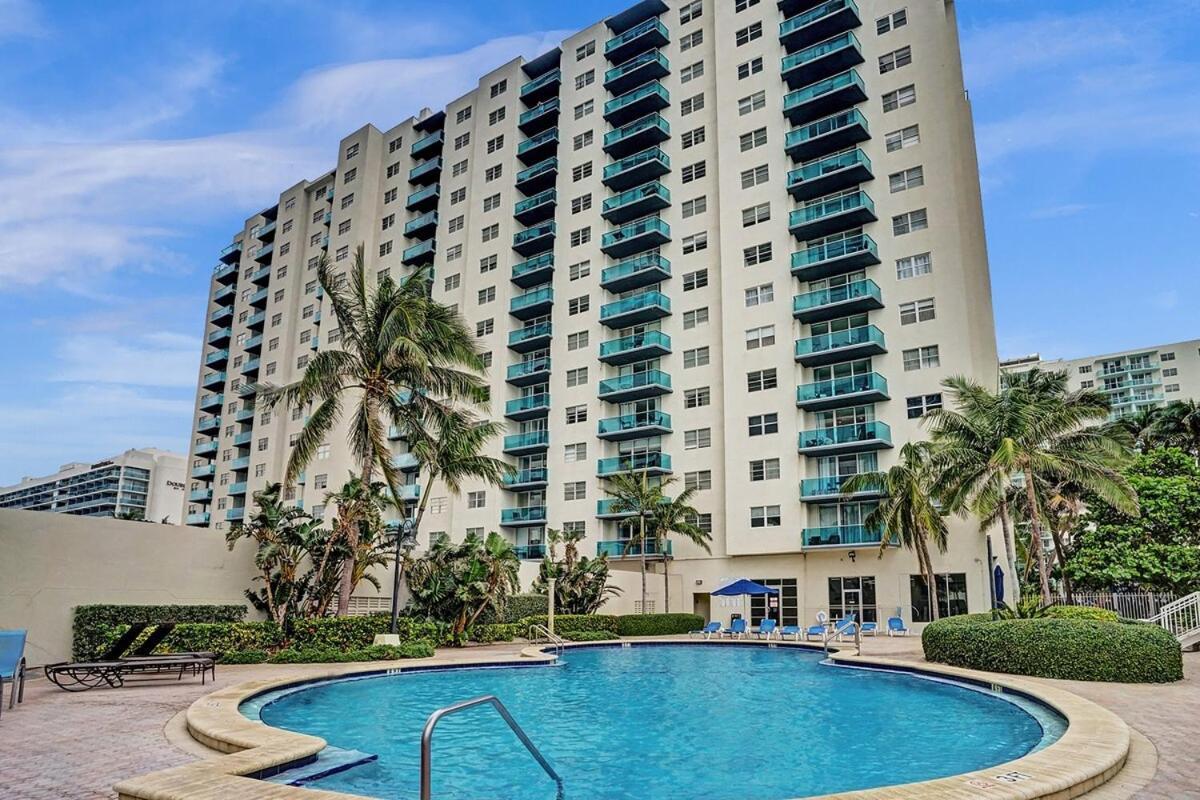 Luxury Oceanfront 3 Bedroom On The 16 Floor Hollywood