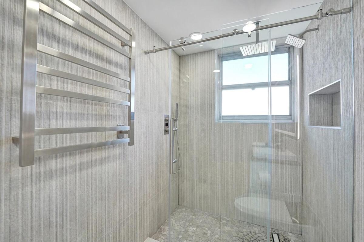 Luxury Oceanfront 3 Bedroom On The 16 Floor Apartment