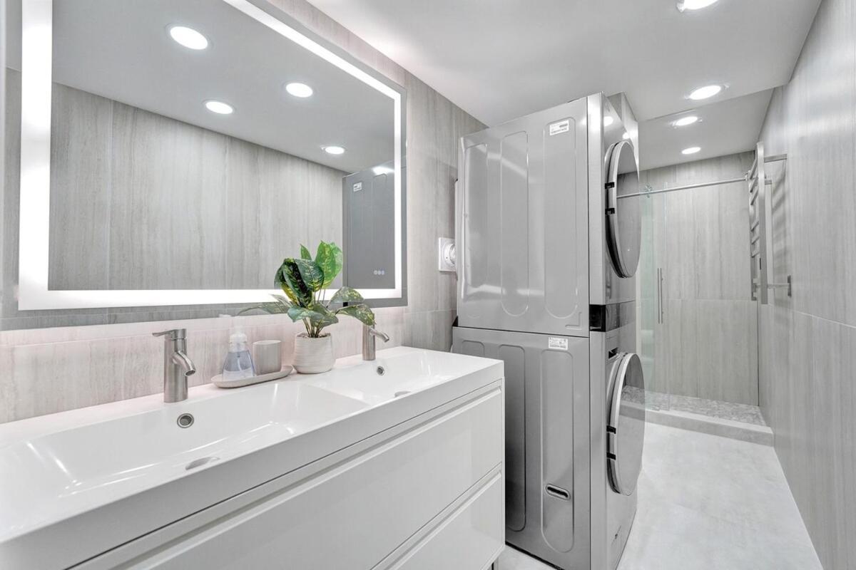 Apartment Luxury Oceanfront 3 Bedroom On The 16 Floor
