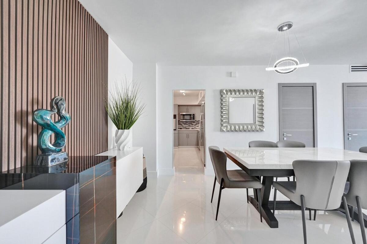 Apartment Luxury Oceanfront 3 Bedroom On The 16 Floor *