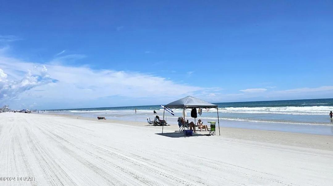 Oceanview W Balcony - Castaways *