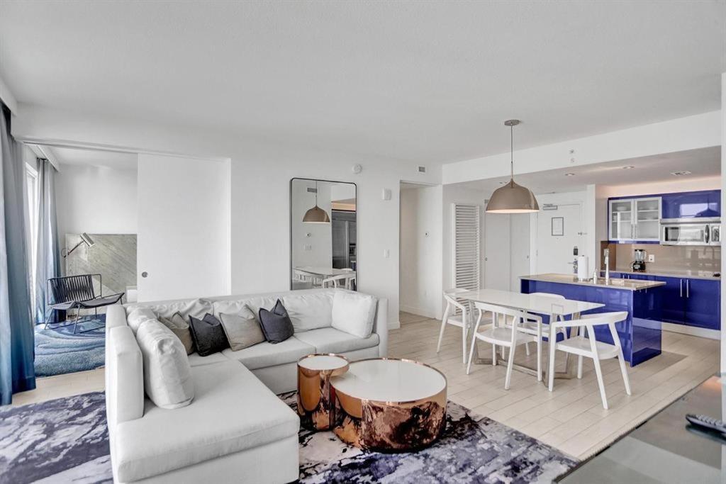 Luxury Beachfront Two Bedroom - W Residences Aparthotel *